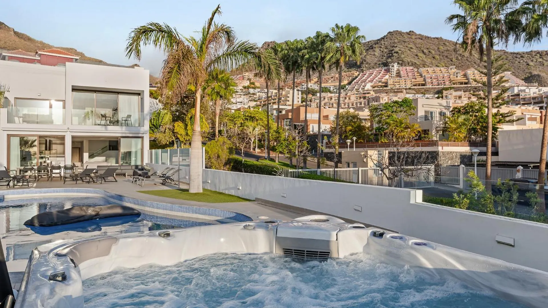 Karat Villa Esmeralda Costa Adeje  Spain